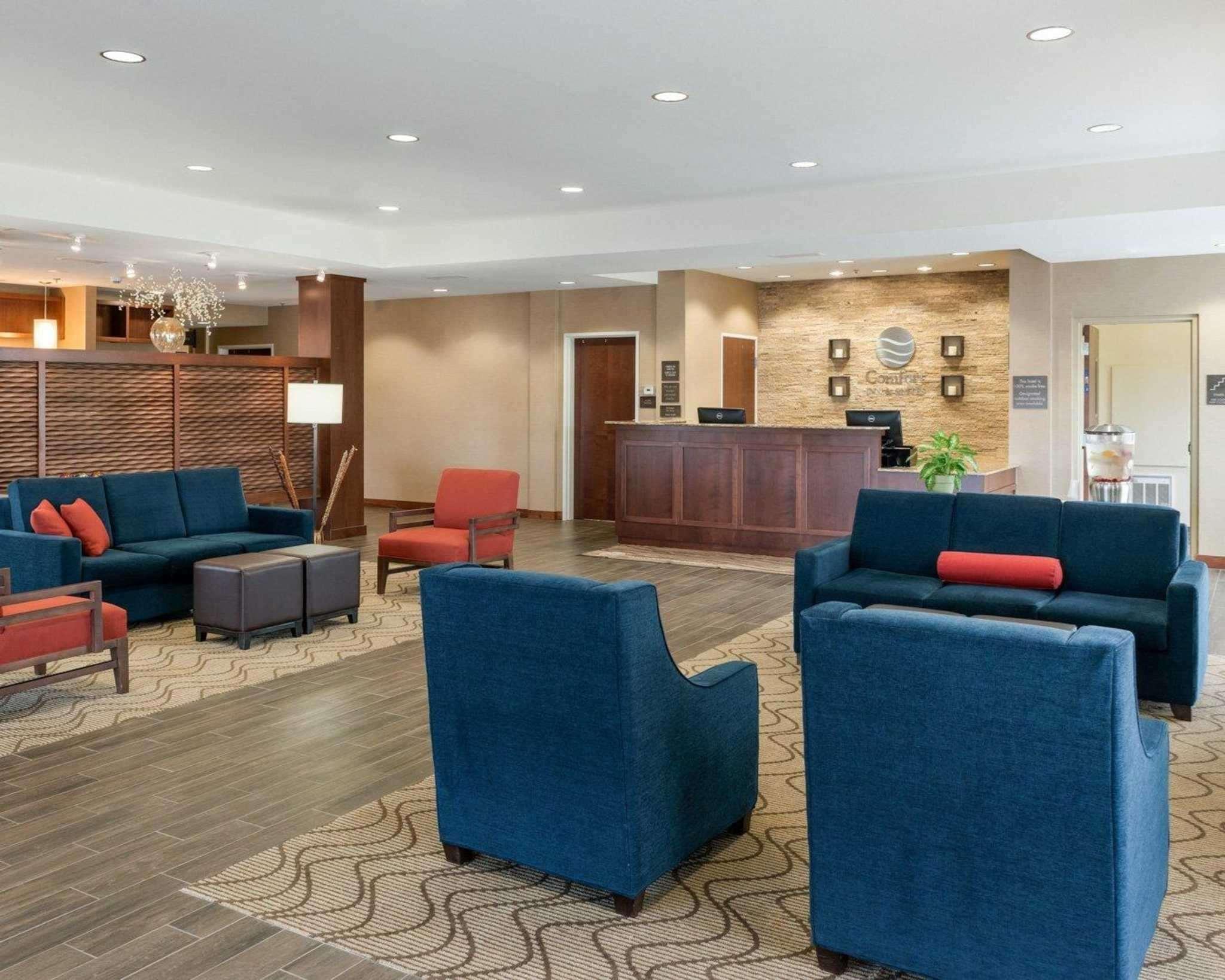 Comfort Inn & Suites West - Medical Center Rochester Ngoại thất bức ảnh