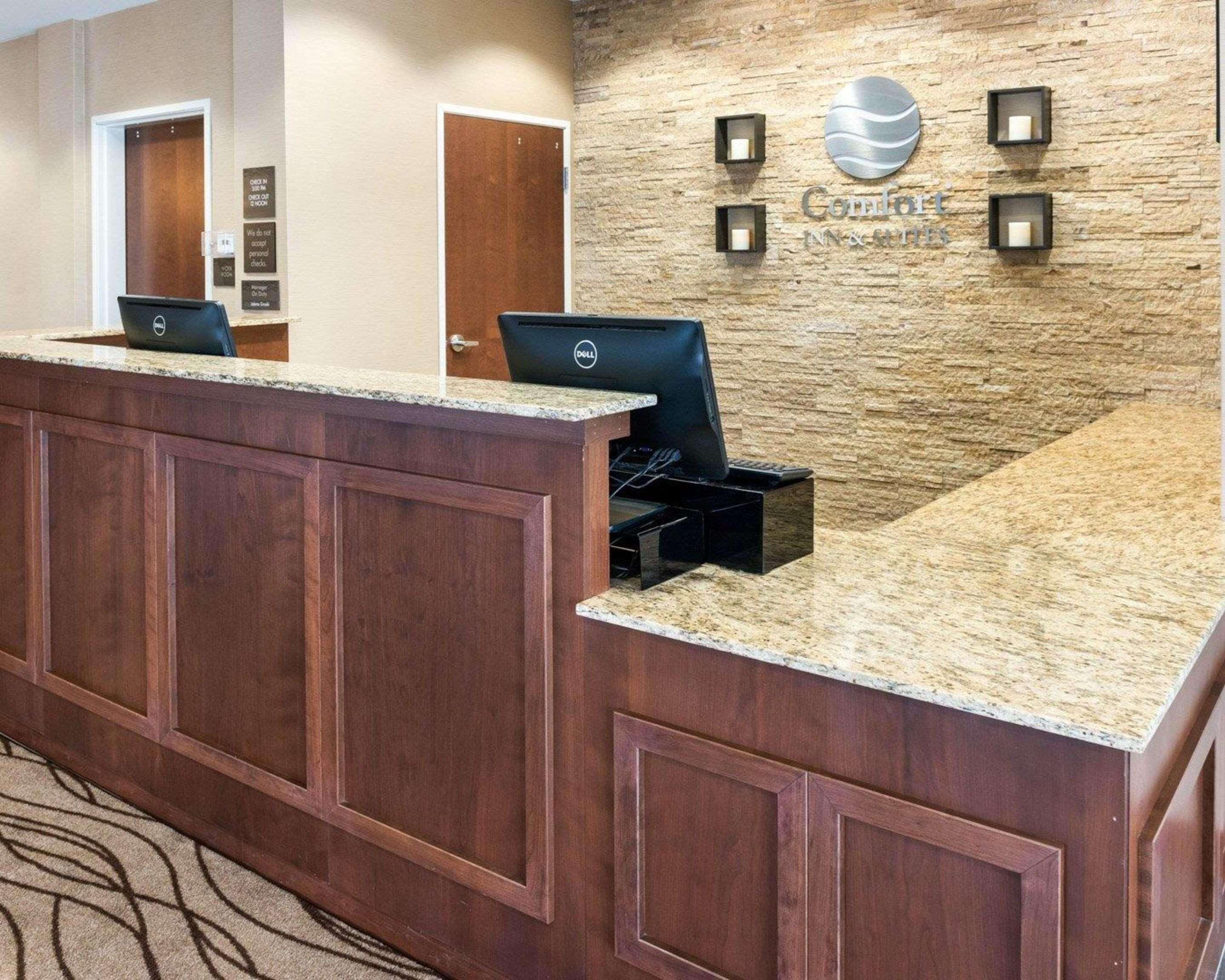 Comfort Inn & Suites West - Medical Center Rochester Ngoại thất bức ảnh