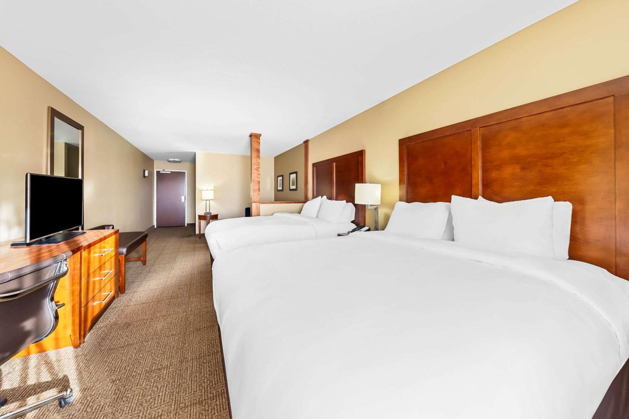 Comfort Inn & Suites West - Medical Center Rochester Ngoại thất bức ảnh