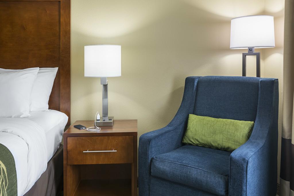 Comfort Inn & Suites West - Medical Center Rochester Ngoại thất bức ảnh