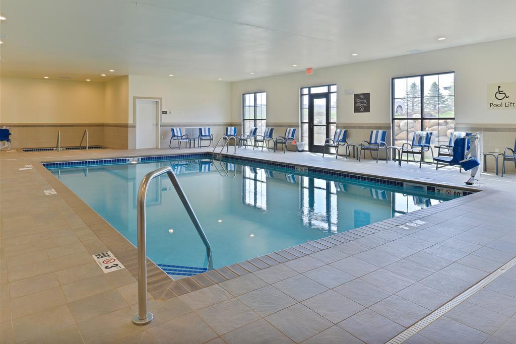 Comfort Inn & Suites West - Medical Center Rochester Ngoại thất bức ảnh